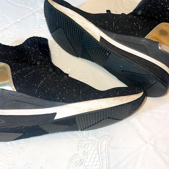 Michael Kors size 7- black and gold slip on sock sneakers with a built-in wedge - Picture 4 of 10